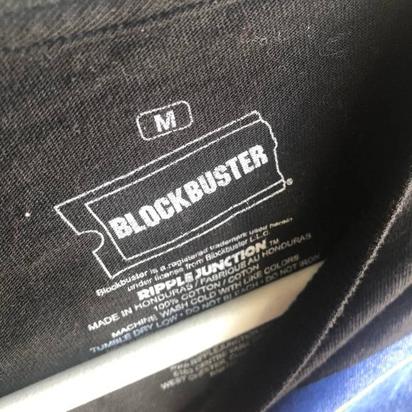 Size medium blockbuster vintage black top - Picture 4 of 9